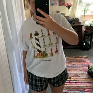 XL Savanna, GA lighthouse shirt⭐️